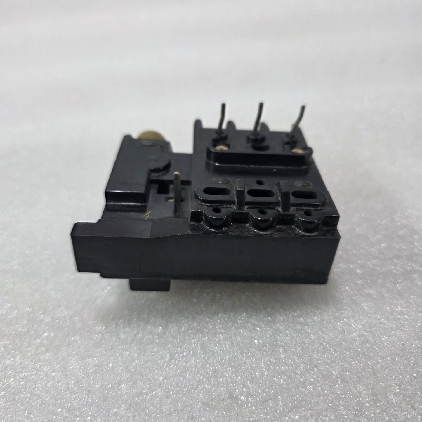 FUJI ELECTRIC RC.3737-1C THERMAL OVERLOAD RELAY 4-8A 5413A