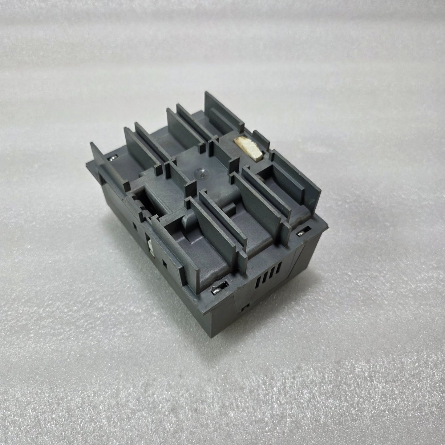 ABB A185-30 AC CONTACTOR 185A 275A 690V + CAL18-I1 AUX CONTACT IEC60947